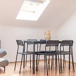 Lovely 2Br Apt, Great Location - Near Schoenbrunn