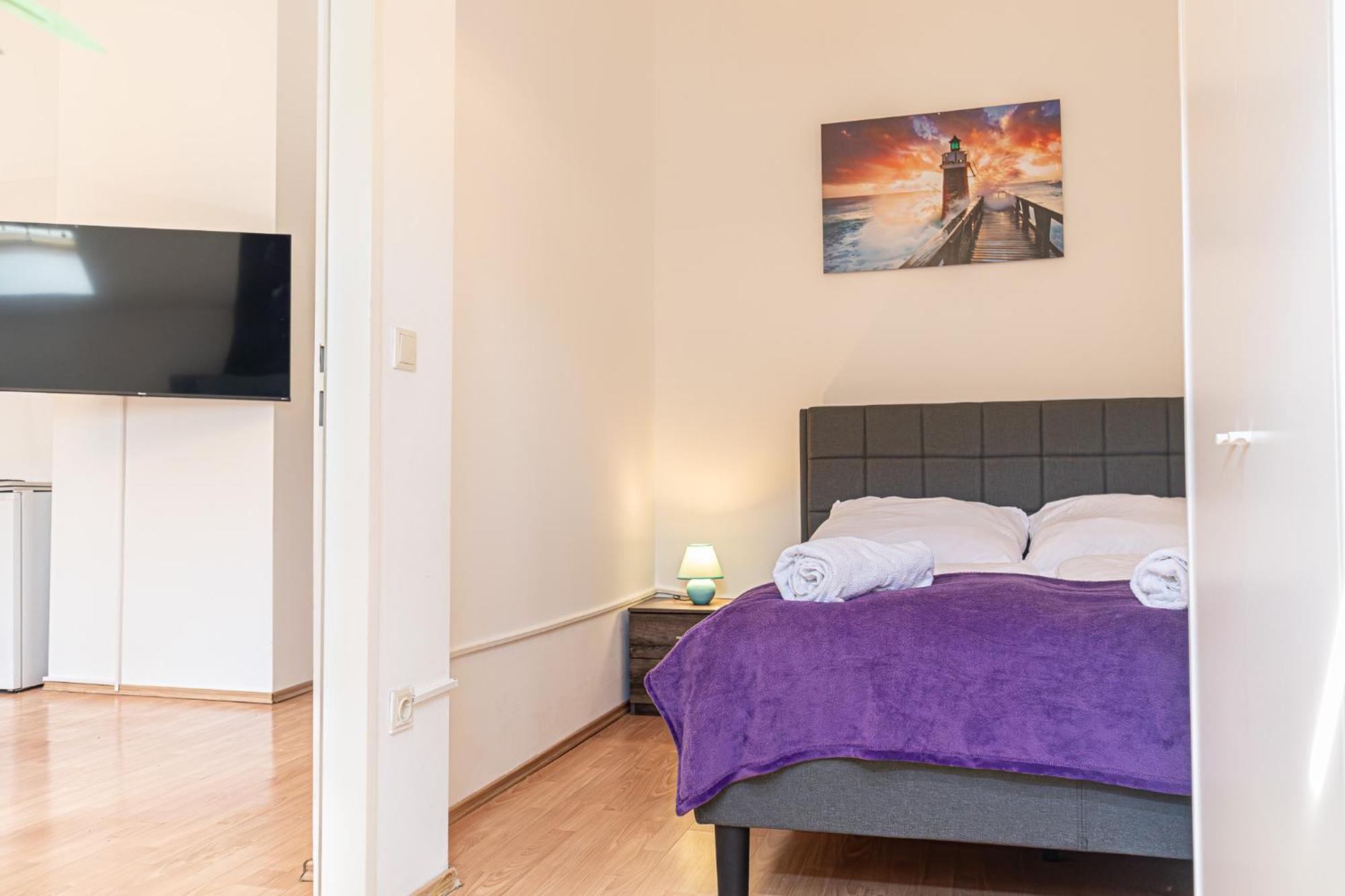 Lovely 2br Apt, Great Location - Near Schoenbrunn