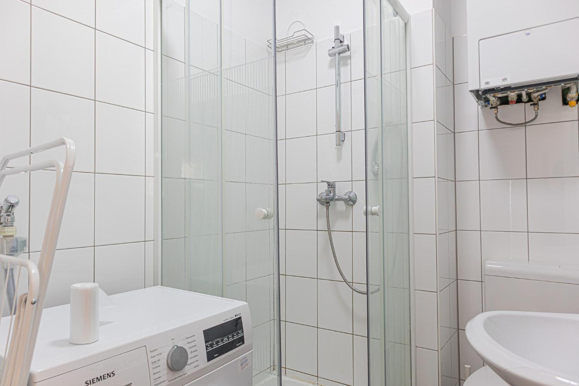 Lovely 2br Apt, Great Location - Near Schoenbrunn *