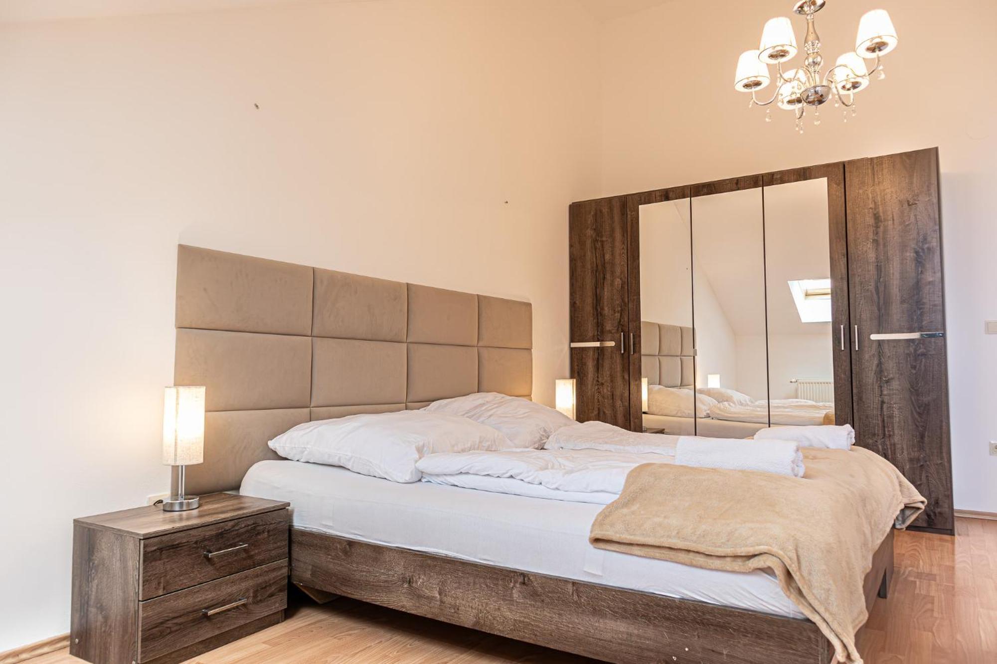 Lovely 2br Apt, Great Location - Near Schoenbrunn Apartment