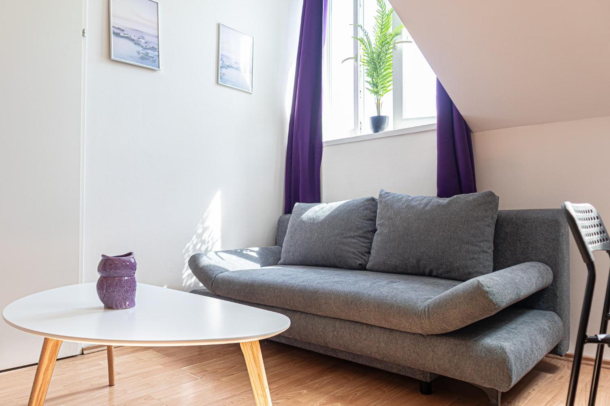 Lovely 2br Apt, Great Location - Near Schoenbrunn Vienna