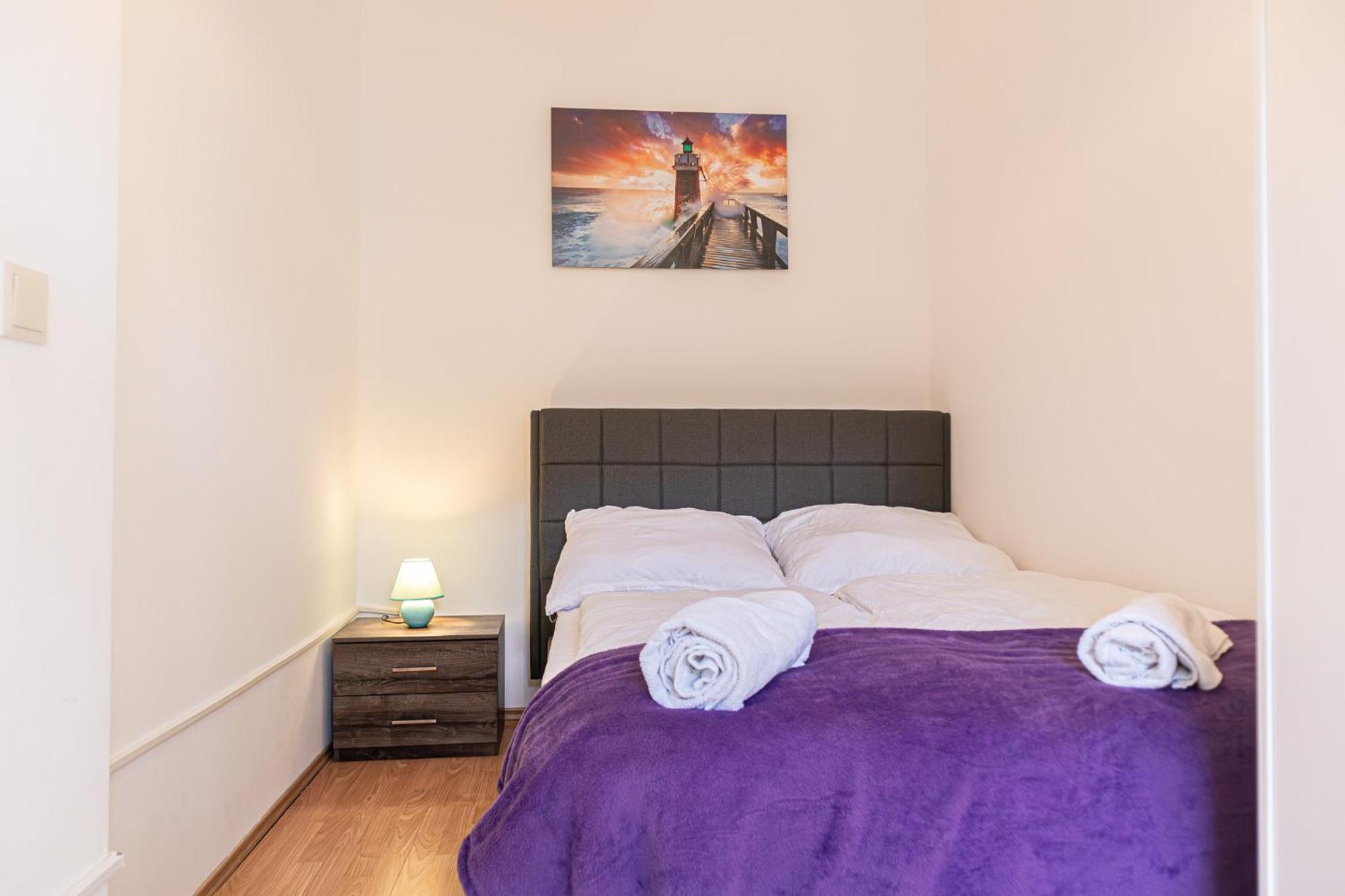 Lovely 2br Apt, Great Location - Near Schoenbrunn * Vienna
